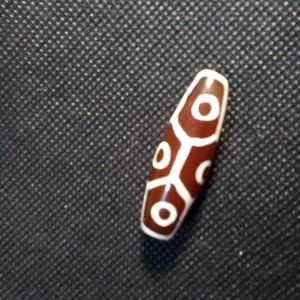 9 eyed Dzi bead